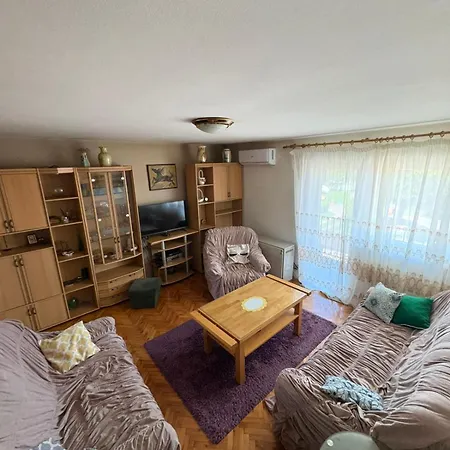 Varos Apartment *